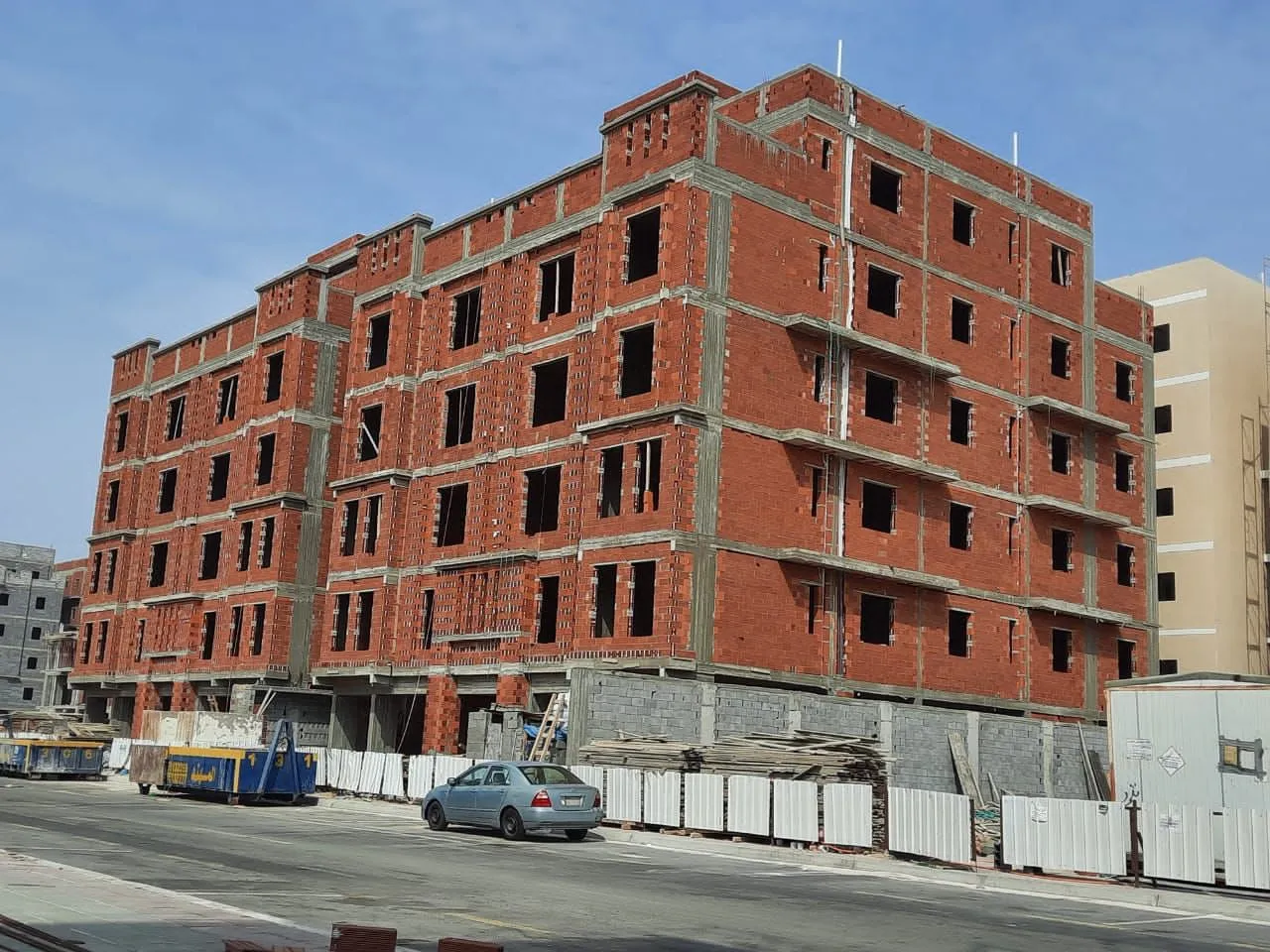 مقاولات عامة وبناء